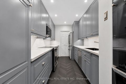 Photo 16 at PH01 - 15 Mcmurrich Street, Annex, Toronto