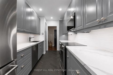 Photo 17 at PH01 - 15 Mcmurrich Street, Annex, Toronto