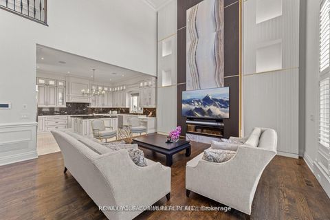 Photo 1 at 18 Parker Avenue, Oak Ridges, Richmond Hill