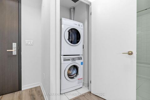 Photo 4 at 707 - 52 Forest Manor Road, Henry Farm, Toronto