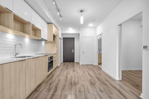 Photo 7 at 707 - 52 Forest Manor Road, Henry Farm, Toronto
