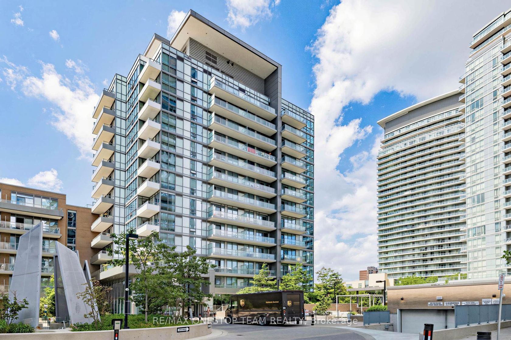 707 - 52 Forest Manor Road, Henry Farm, Toronto photo 5
