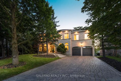 Photo 1 at 188 Deerchase Circle, Islington Woods, Vaughan