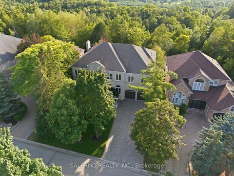 Photo 2 at 188 Deerchase Circle, Islington Woods, Vaughan
