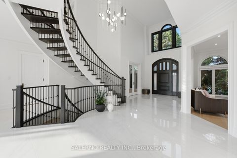 Photo 4 at 188 Deerchase Circle, Islington Woods, Vaughan