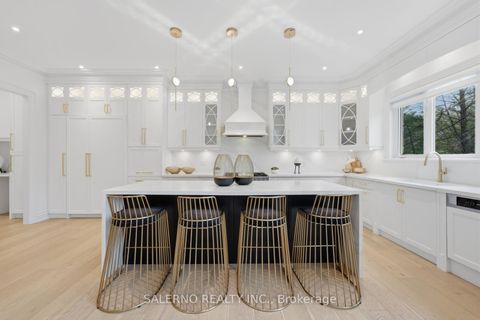 Photo 9 at 188 Deerchase Circle, Islington Woods, Vaughan