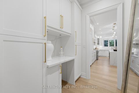 Photo 15 at 188 Deerchase Circle, Islington Woods, Vaughan