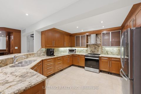 Photo 38 at 188 Deerchase Circle, Islington Woods, Vaughan