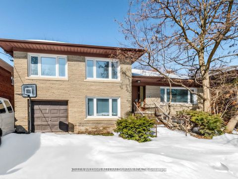 Photo 3 at 14 Frontenac Avenue, Nortown, Toronto