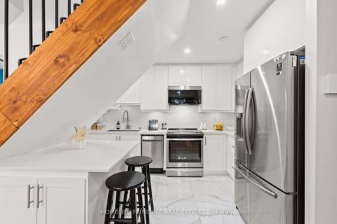 Photo 5 at 1059 - 100 Mornelle Court, Morningside, Toronto