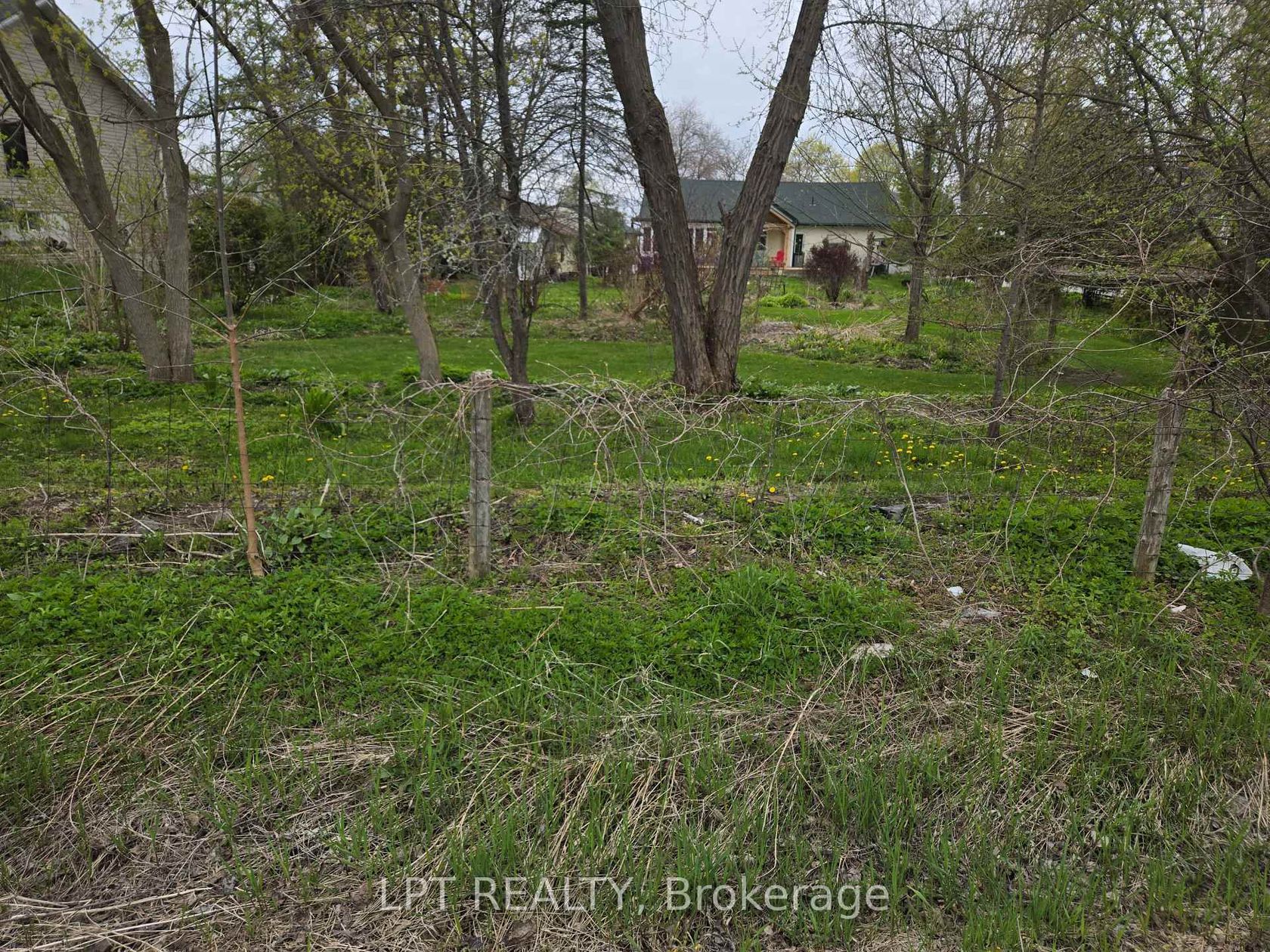 Lot Metro Road N, Historic Lakeshore Communities, Georgina photo 6