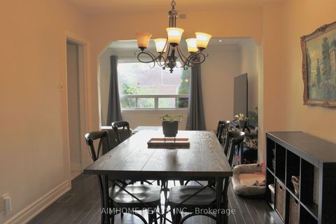 Photo 6 at 31 Camilla Crescent, Birchmount, Toronto