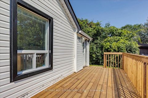 Photo 3 at 27182 Woodbine Avenue, Historic Lakeshore Communities, Georgina