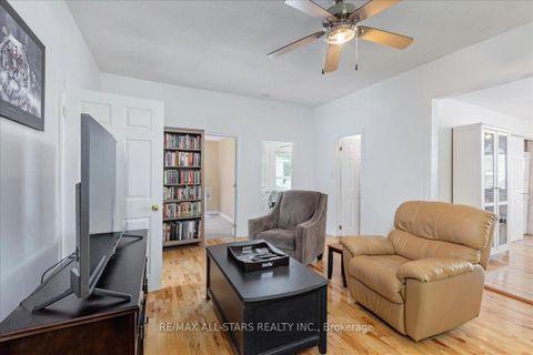Photo 5 at 27182 Woodbine Avenue, Historic Lakeshore Communities, Georgina