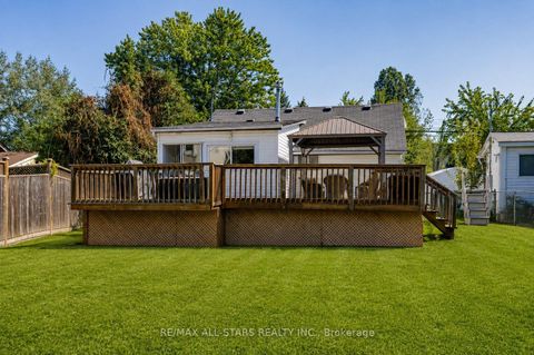 Photo 18 at 27182 Woodbine Avenue, Historic Lakeshore Communities, Georgina
