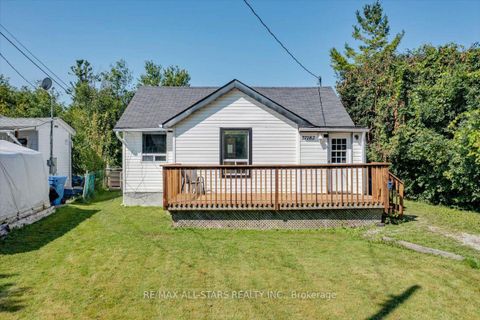 Photo 20 at 27182 Woodbine Avenue, Historic Lakeshore Communities, Georgina