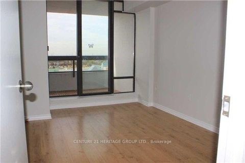 Photo 7 at 1003 - 7460 Bathurst Street, Brownridge, Vaughan