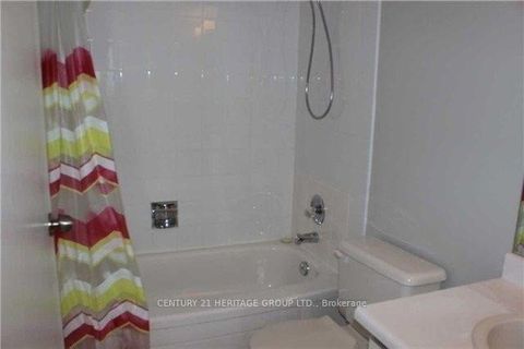 Photo 8 at 1003 - 7460 Bathurst Street, Brownridge, Vaughan