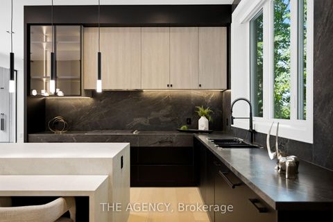 Photo 11 at 193 Beechwood Crescent, Central Newmarket, Newmarket