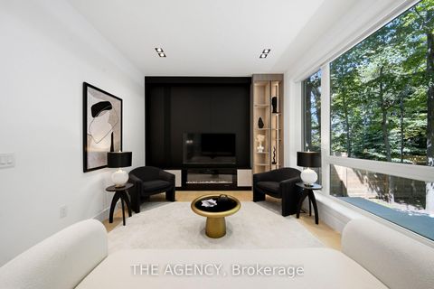 Photo 13 at 193 Beechwood Crescent, Central Newmarket, Newmarket
