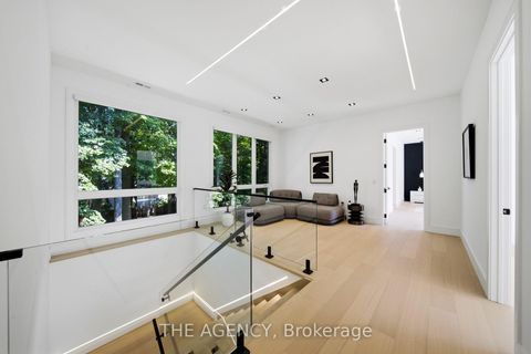 Photo 16 at 193 Beechwood Crescent, Central Newmarket, Newmarket