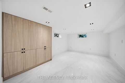 Photo 34 at 193 Beechwood Crescent, Central Newmarket, Newmarket
