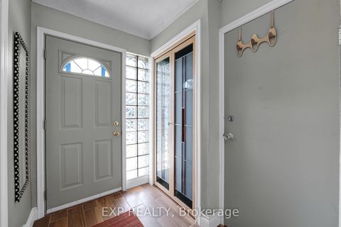 Photo 4 at 48 Sixteenth Street, New Toronto, Toronto