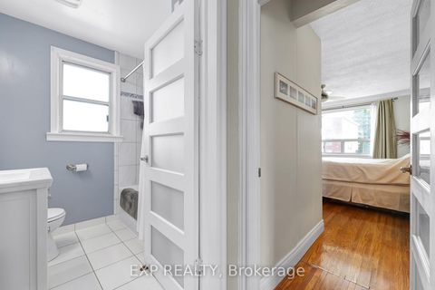 Photo 14 at 48 Sixteenth Street, New Toronto, Toronto