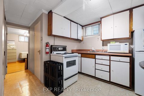 Photo 22 at 48 Sixteenth Street, New Toronto, Toronto