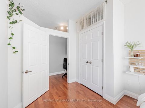 Photo 10 at 1102 - 39 Parliament Street, Waterfront Communities C8, Toronto