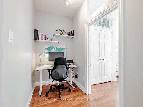 Photo 11 at 1102 - 39 Parliament Street, Waterfront Communities C8, Toronto