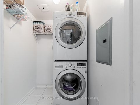 Photo 25 at 1102 - 39 Parliament Street, Waterfront Communities C8, Toronto