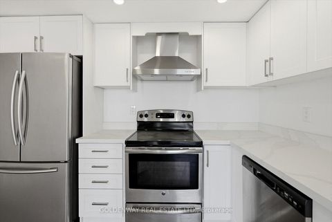 Photo 3 at 2901 - 7 Concorde Place, Don Mills, Toronto