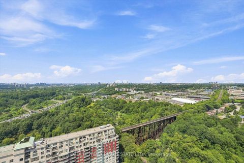 Photo 17 at 2901 - 7 Concorde Place, Don Mills, Toronto