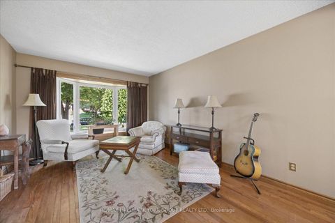 Photo 5 at 458 Chester Avenue, London, Newmarket