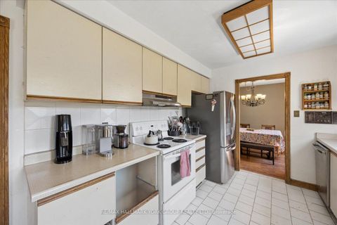 Photo 12 at 458 Chester Avenue, London, Newmarket