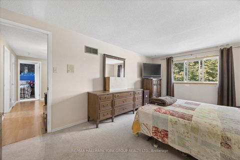 Photo 20 at 458 Chester Avenue, London, Newmarket