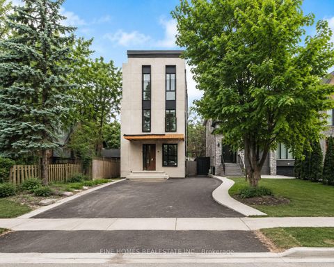 Photo 1 at 47 Yonge Boulevard, Lawrence Park North, Toronto