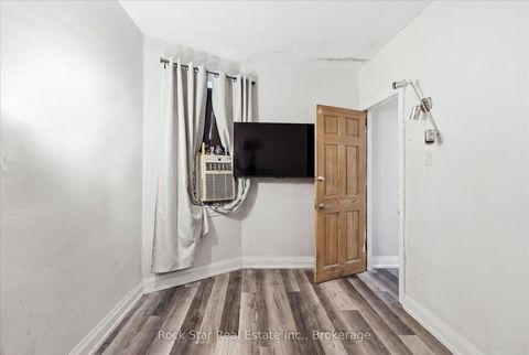 Photo 18 at 1259 Davenport Road, Junction, Toronto