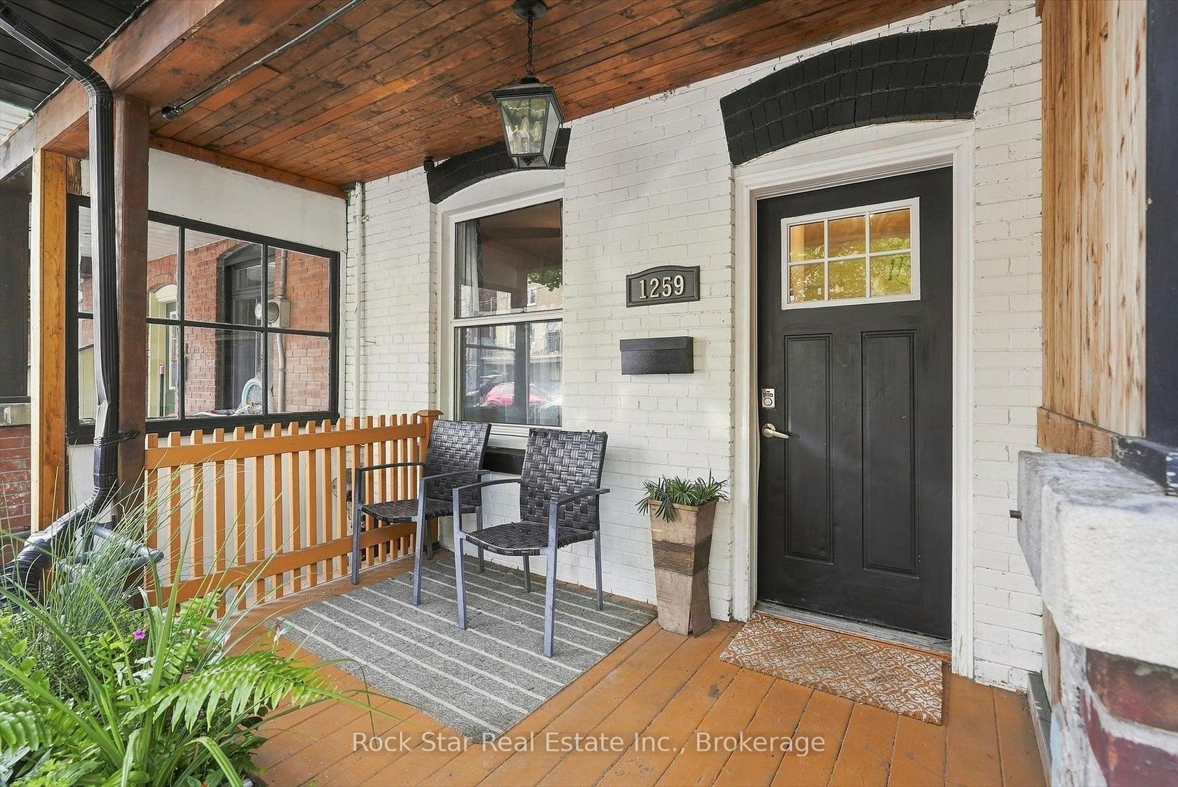 1259 Davenport Road, Junction, Toronto 