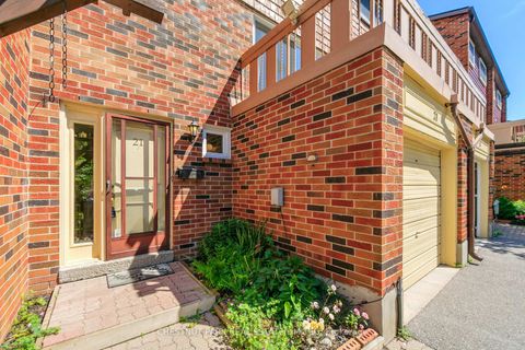 Photo 4 at 21 - 30 Chichester Place, L'Amoreaux, Toronto