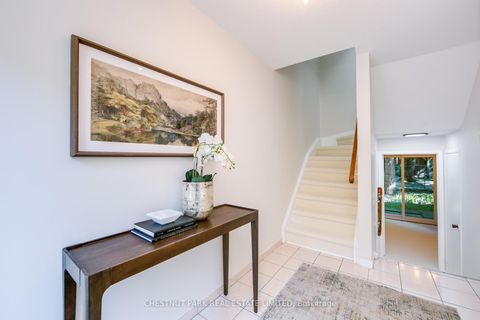 Photo 7 at 21 - 30 Chichester Place, L'Amoreaux, Toronto