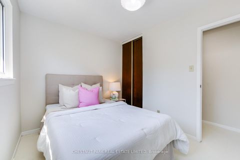 Photo 32 at 21 - 30 Chichester Place, L'Amoreaux, Toronto
