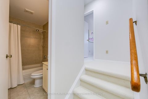 Photo 37 at 21 - 30 Chichester Place, L'Amoreaux, Toronto