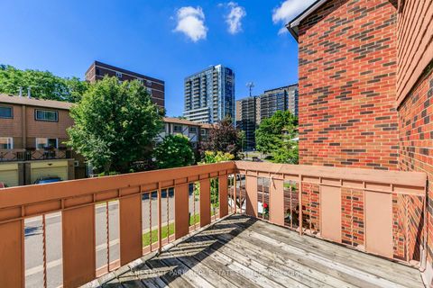 Photo 45 at 21 - 30 Chichester Place, L'Amoreaux, Toronto