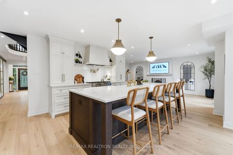 Photo 9 at 653 Exceller Circle, Wyndham, Newmarket