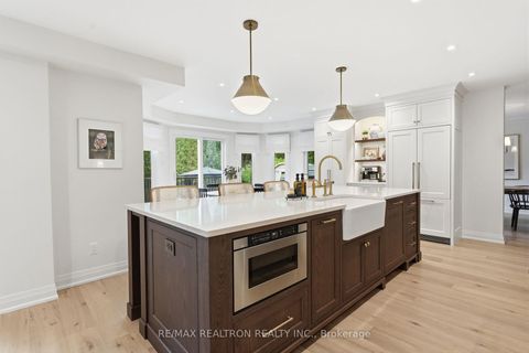Photo 12 at 653 Exceller Circle, Wyndham, Newmarket