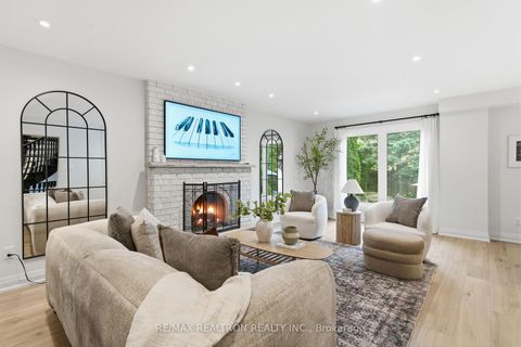 Photo 17 at 653 Exceller Circle, Wyndham, Newmarket