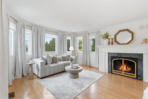Photo 24 at 653 Exceller Circle, Wyndham, Newmarket