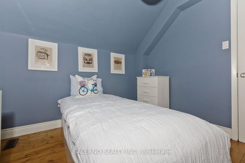 Photo 19 at 34 Fairfield Avenue, Long Branch, Toronto
